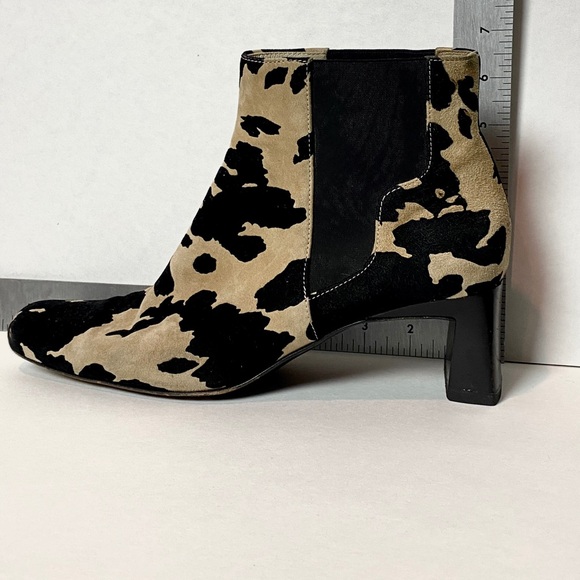 Via Spiga Ankle Boots Cow Print Suede Square Toe size 8.5 Made in Italy Y2K 90s - Picture 6 of 15